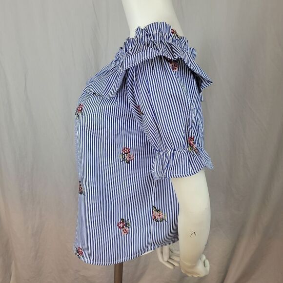 Active USA Blue and White Striped On/Off Shoulder Embroidered Top - Picture 4 of 8